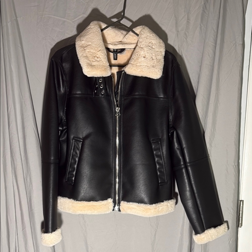 H&M Black and Cream Leather Jacket with Sherpa Collar